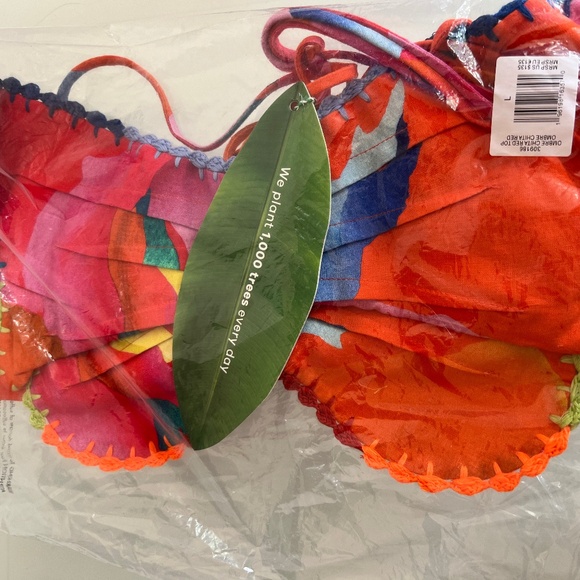 FARM RIO Ombre Chita Red Top - Picture 8 of 8